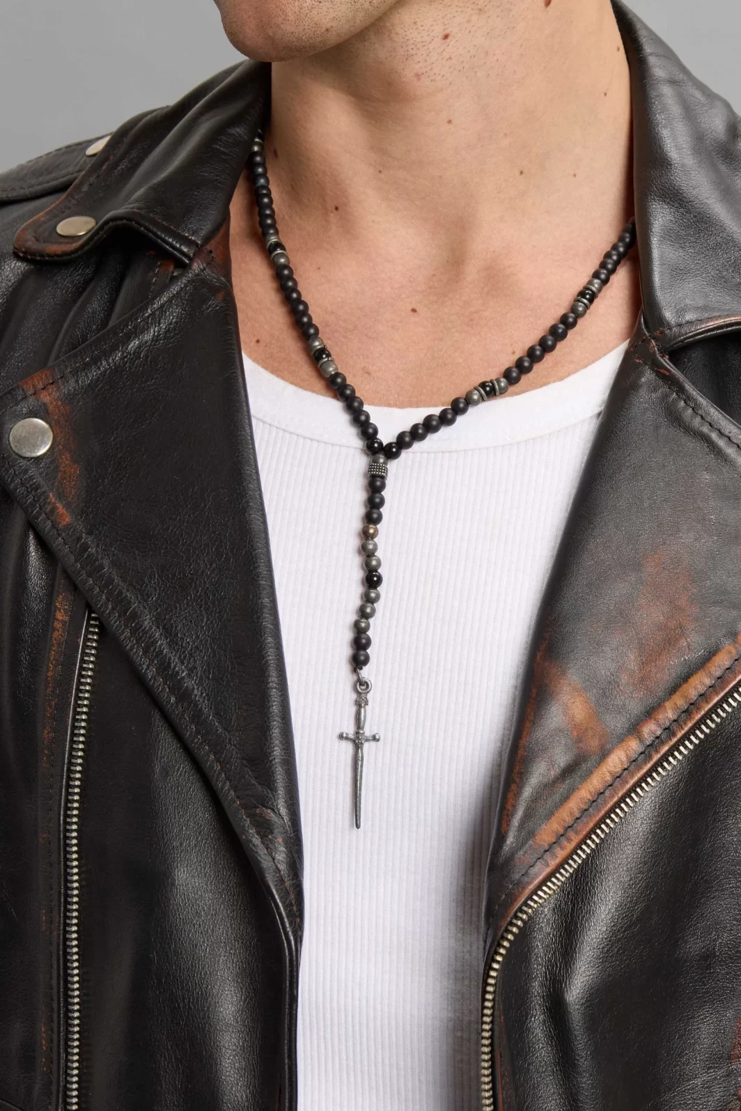 Collar Sword